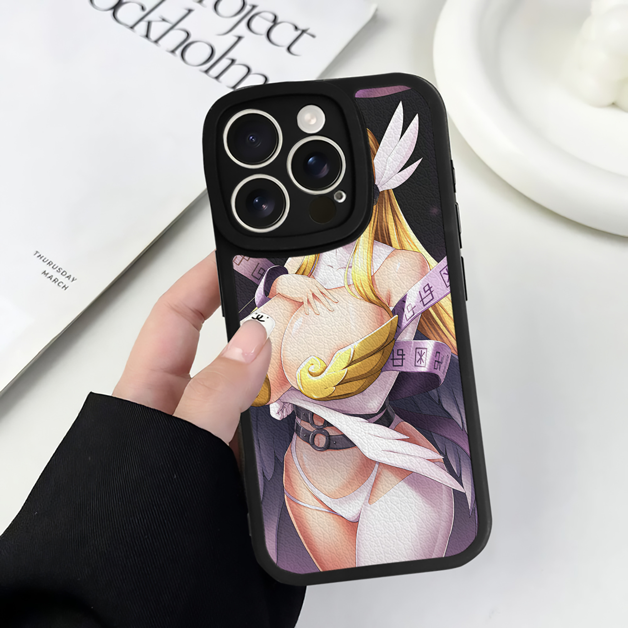 （画像用） Digimon デジタルモンスター/デジモン 【iPhone 16シリーズ対応】シリコンスマホケース（レザー調） 材質：シリコン